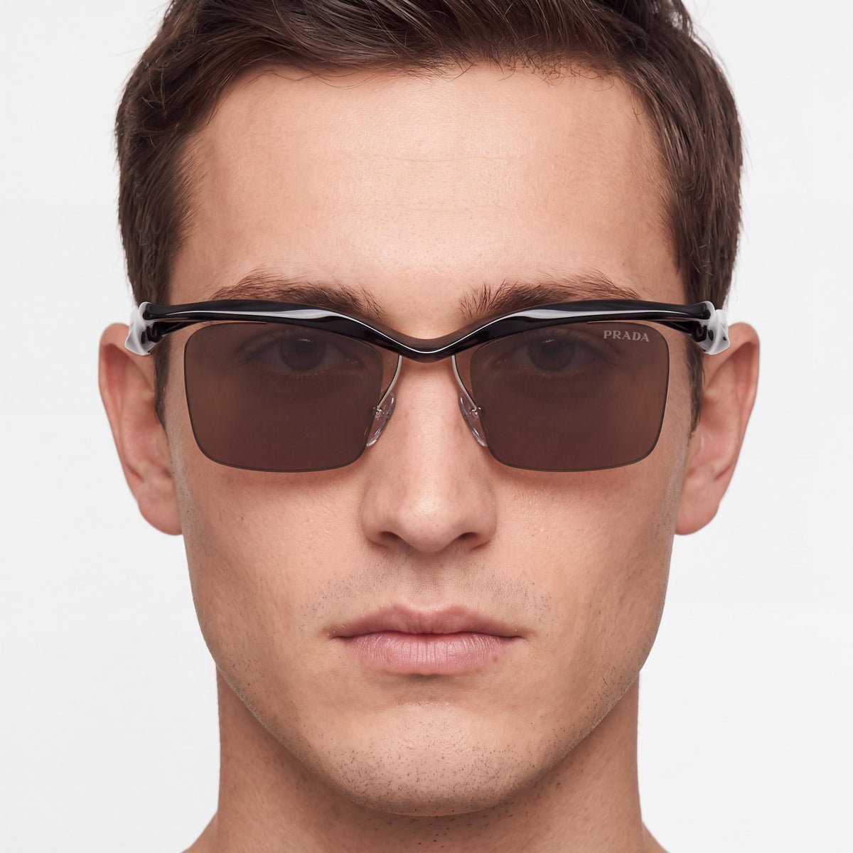 Gafas de sol Prada 194681001 para hombre con montura de plástico moderna, protección UV, lentes de color marrón oscuro, Black Sheer Joy, 47 mm, Photo 4