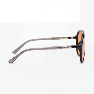 Quay NO-NS-2323-BLK/HNY Aviator Sunglasses Women — side view, Non-Polarized Brown lens