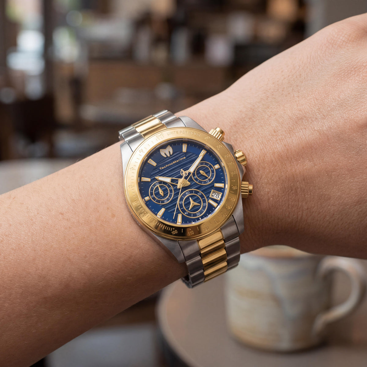 TechnoMarine Manta Gold Chronograph Watch for Women, 38mm, Photo 4